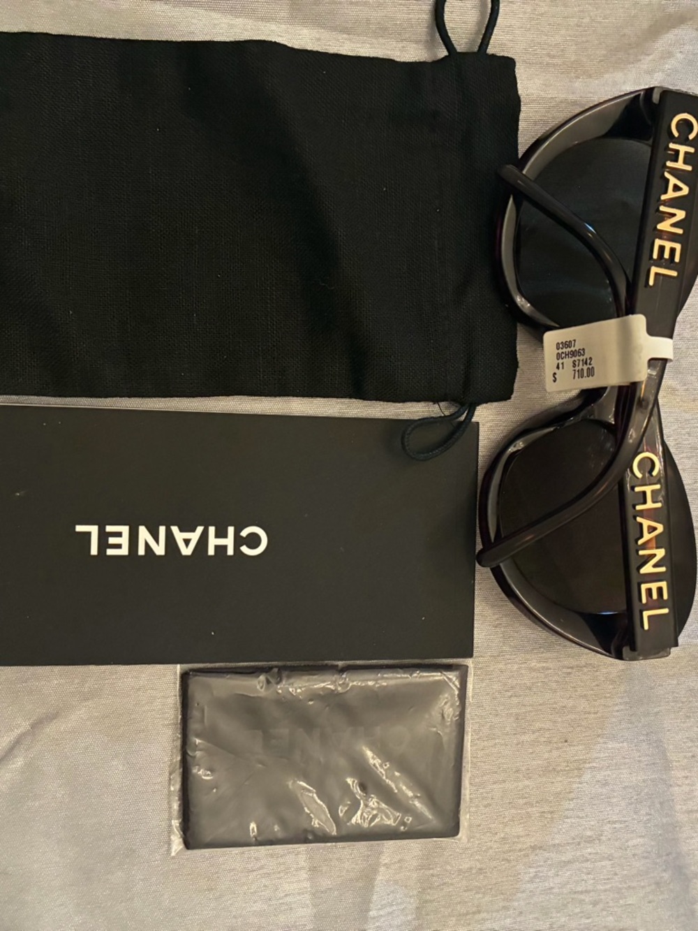 CHANEL Women's Black Frame Sunglasses with Brown Gradient Lenses - Picture 2 of 5